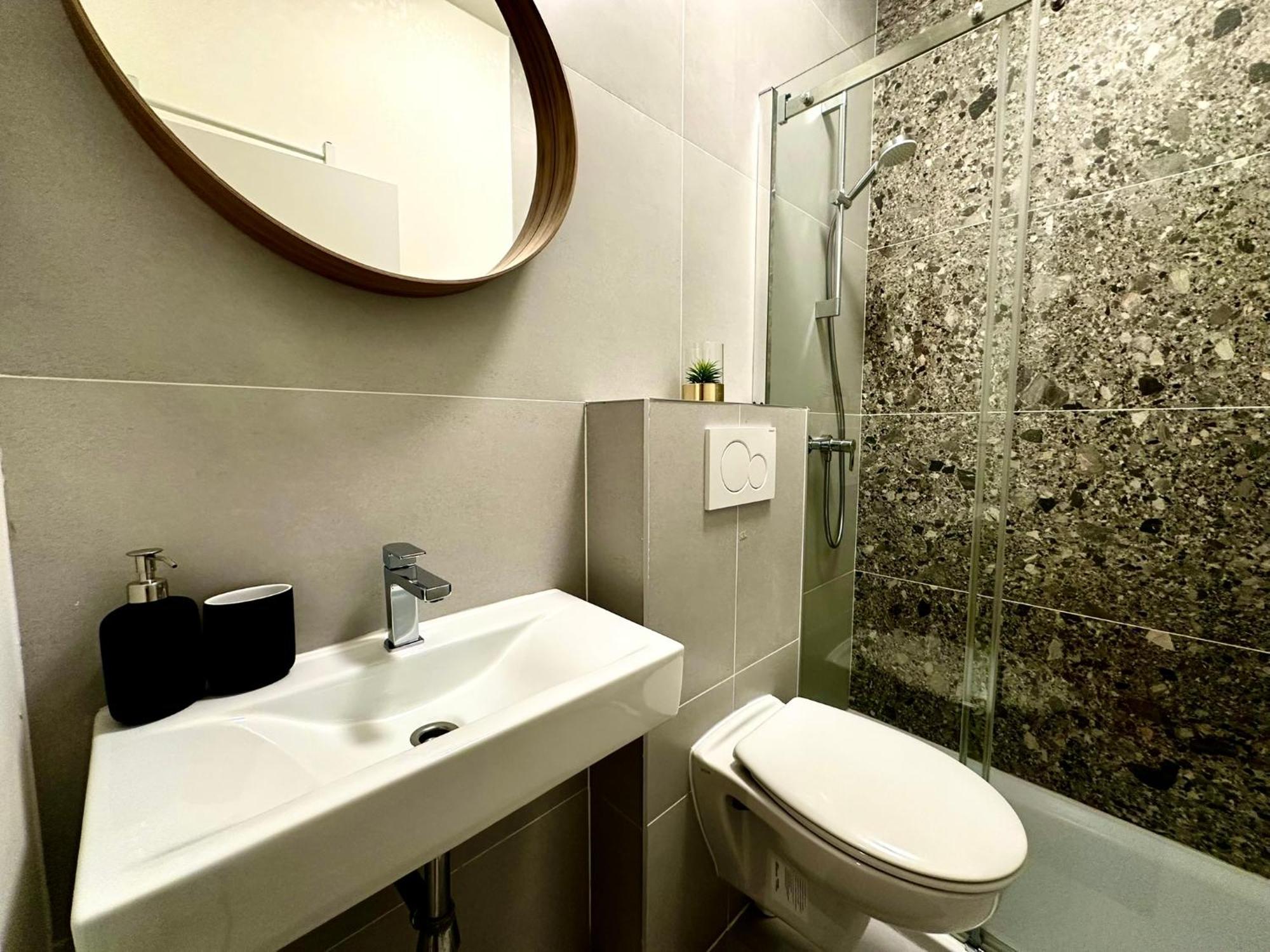 אנטוורפן Luxury Suites Park By Rikas Hotels מראה חיצוני תמונה